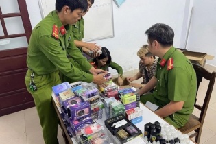 Thuốc lá điện tử trá hình tàn phá sức khỏe và tâm lý giới trẻ