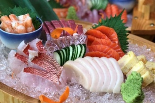 Tổn thương gan do thói quen ăn đồ tái sống