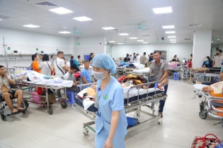 Huy động toàn hệ thống y tế cứu người, ngăn dịch sau bão Bualoi Huy động toàn hệ thống y tế cứu người, ngăn dịch sau bão Bualoi
