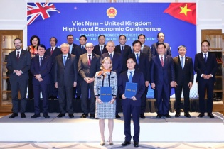 Tổng Bí thư Tô Lâm chứng kiến lễ nâng tầm hợp tác chiến lược giữa VNVC và GSK Việt Nam