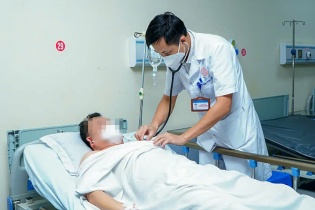 Tin mới y tế ngày 9/11: Tăng số lượng mắc tim mạch, hô hấp, đột quỵ do thời tiết giao mùa