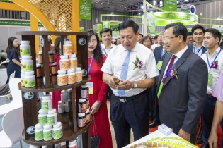 Đón đầu xu hướng y tế thông minh tại Vietnam Medi-Pharm 2025