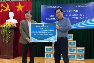 Nhà xuất bản giáo dục Việt Nam đồng hành cùng học sinh Gia Lai vượt bão lũ