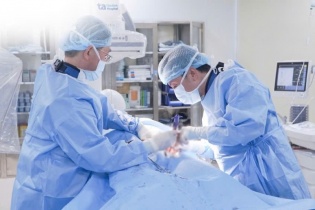 Tin mới y tế ngày 21/12: Nguy cơ đoạn chi từ thói quen hút thuốc lâu năm