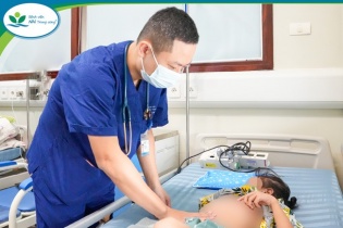 Bệnh nhi mắc cúm A với biến chứng nặng và hiếm gặp