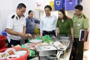 Lập 4 đoàn kiểm tra an toàn thực phẩm Tết Bính Ngọ tại 8 tỉnh, thành phố