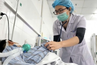 Nguy kịch vì chủ quan không tiêm phòng dại sau khi bị chó hoang cắn