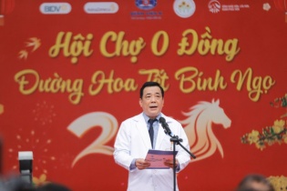 Mang Tết ấm áp đến với bệnh nhân ung thư 