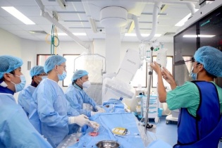 Tin mới y tế ngày 14/2: Ngày Tết sinh hoạt thất thường, rượu bia tăng, đề phòng bệnh tim mạch, huyết áp
