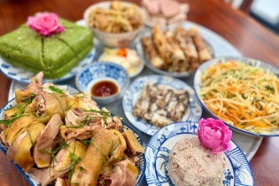 Ăn Tết thông minh để ổn định đường huyết, mỡ máu và cân nặng