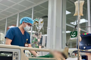 Tin mới y tế ngày 25/2: Nguy kịch vì xuất huyết tiêu hóa do lạm dụng rượu bia dịp Tết