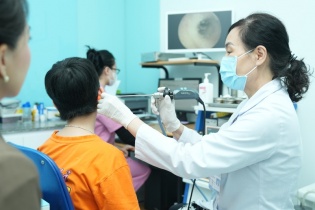 Những thói quen khiến bệnh tai mũi họng bùng phát trong mùa hè