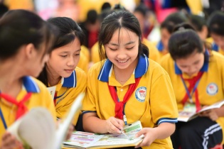 Dự kiến miễn phí sách giáo khoa trên toàn quốc từ năm học 2029-2030
