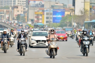 Nắng nóng kéo dài, gia tăng ca sốc nhiệt và đột quỵ