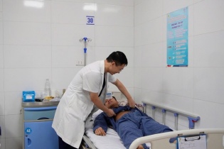 Tin mới y tế ngày 26/6: Đau bụng sau tập thể dục, phát hiện biến chứng hiếm gặp
