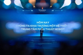  Đầu tư cho tương lai ngoại khoa Việt Nam từ hệ sinh thái phẫu thuật robot đa kết nối
