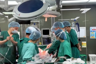 Một trái tim nhân ái, ba cuộc đời được hồi sinh