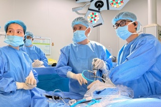 Tin mới y tế ngày 14/8: Y tế Việt Nam từng bước trở thành lựa chọn của người bệnh quốc tế