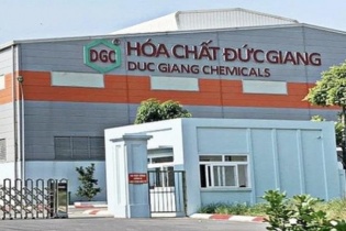 Dragon Capital rời ghế cổ đông lớn tại Hóa chất Đức Giang sau khi cổ phiếu giảm mạnh