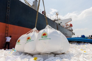 Lộc Trời ghi nhận doanh thu năm 2023 tăng 38%, lên 16.088 tỷ đồng