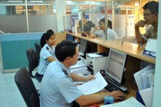 Bãi bỏ nhiều thủ tục hải quan