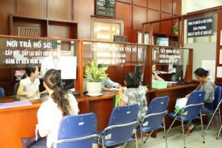 Nâng mức hỗ trợ cho cán bộ bộ phận một cửa