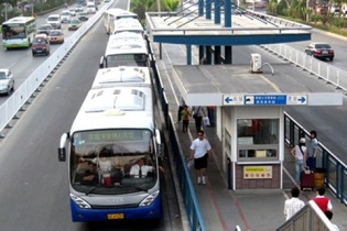 Tết này, người Hà Nội vẫn được miễn phí buýt nhanh (BRT)