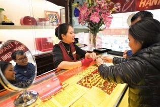 Vàng tăng giá mạnh trước ngày vía Thần Tài