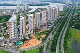Bất động sản TP.HCM: Khu Đông nóng rực
