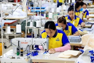 Tồn kho thế giới giảm, dệt may, đồ gỗ hồi phục đơn hàng