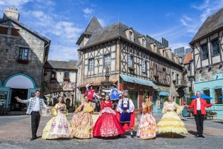 Vui chơi tại Sun Word Ba Na Hills trong tháng 3 chỉ cần 200.000 đồng