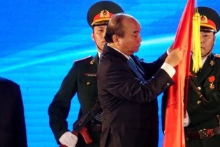 Quảng Ngãi đón nhận Huân chương Độc lập hạng Nhất