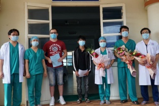 Quảng Ngãi: 2 bệnh nhân Covid-19 xuất viện