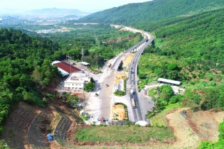 Mở tạm cửa hầm Hải Vân 2 cứu nạn nhân vụ tai nạn giao thông