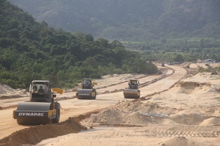 Bình Định: “Tối hậu thư” phương án giải phóng mặt bằng tuyến Điện Biên Phủ - Diêm Vân