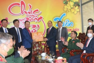 Chủ tịch nước Nguyễn Xuân Phúc chúc tết tại Đà Nẵng