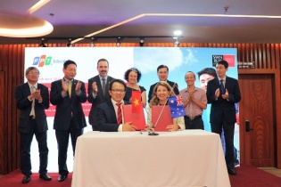 Đại học FPT khởi động chương trình liên kết đào tạo với Swinburne