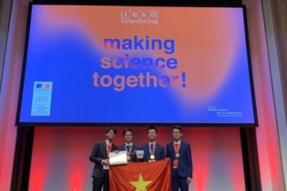 Thí sinh Việt Nam đầu tiên đạt điểm tuyệt đối thi Olympic Hóa học quốc tế đến từ "trường Ams"