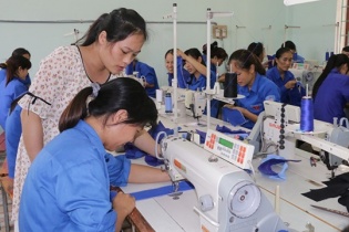 Tạo nền tảng giáo dục mở, trực tuyến và miễn phí cho người yếu thế 