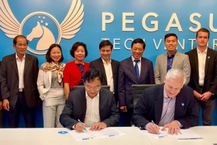 Ký hợp tác hỗ trợ hệ sinh thái khởi nghiệp Việt 