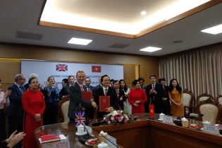 Ký biên bản hợp tác giáo dục Việt – Anh 