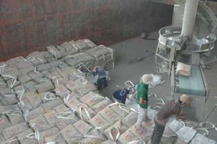 Đã tiêu thụ hơn 27 triệu tấn xi măng