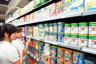 Giá sữa cho trẻ em dưới 2 tuổi giảm cao nhất 5,5%