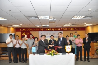 Vinatex và Vietbank ký thỏa thuận hợp tác