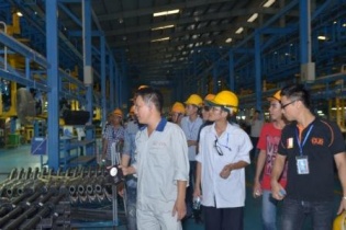 Hyundai Thành Công tổ chức Tuần thực tế cho sinh viên chuyên ngành ô tô