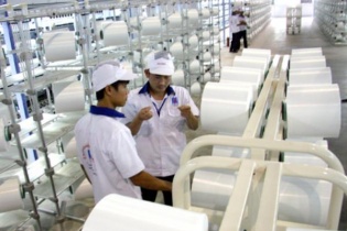 Nhà máy Xơ sợi Polyester Đình Vũ 325 triệu USD tạm dừng hoạt động
