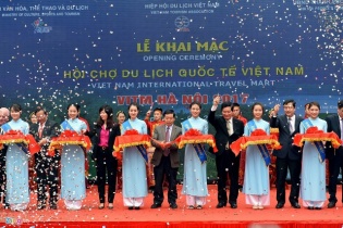 Cơ hội "săn" tour, vé máy bay siêu rẻ 