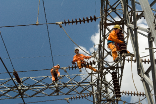 76 nhà máy điện tham gia thị trường bán buôn điện cạnh tranh