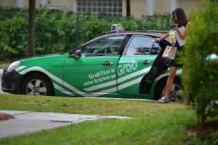 Uber Đông Nam Á chính thức về chung nhà với Grab