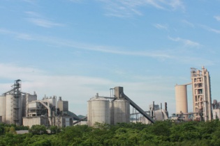 Ngành xi măng trước áp lực dư cung